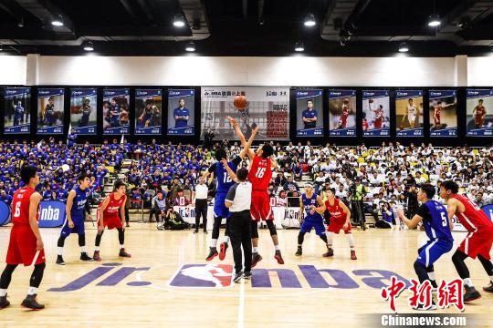 麦孔：劳塔罗打进一个真正队长般的进球，向队友传递他的决心（麦孔：劳塔罗以队长之姿破门，将决心传递给全队）