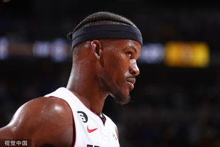 替补球员关键进球逆转比赛（替补建功助队上演逆转）